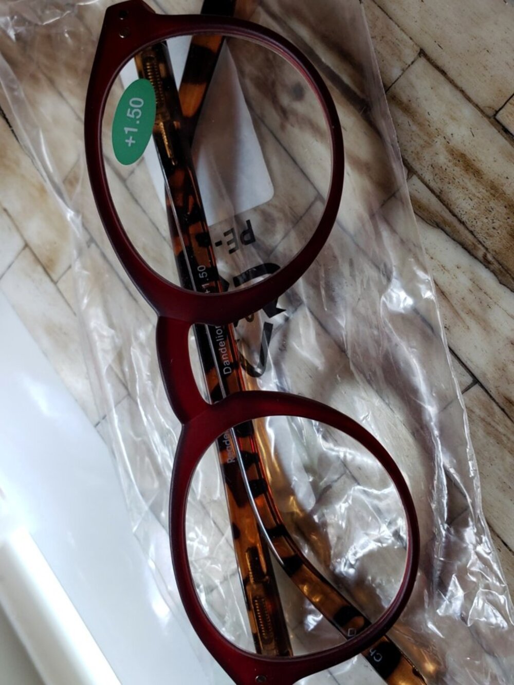 NIB Readers.com The Dandelion Round Reading Glasses +1.50 Matte Red Tortoise
